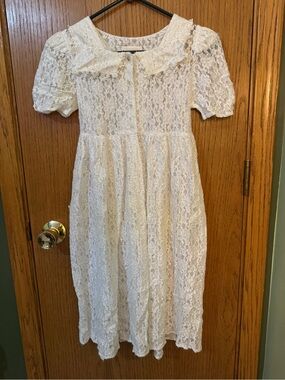 Cream Lace Peter Pan Collar Dress